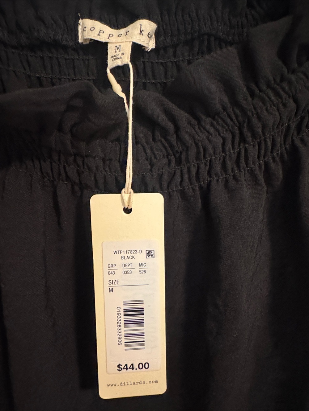 Black Ruffle-Strap Tank Top - Picture 3 of 4
